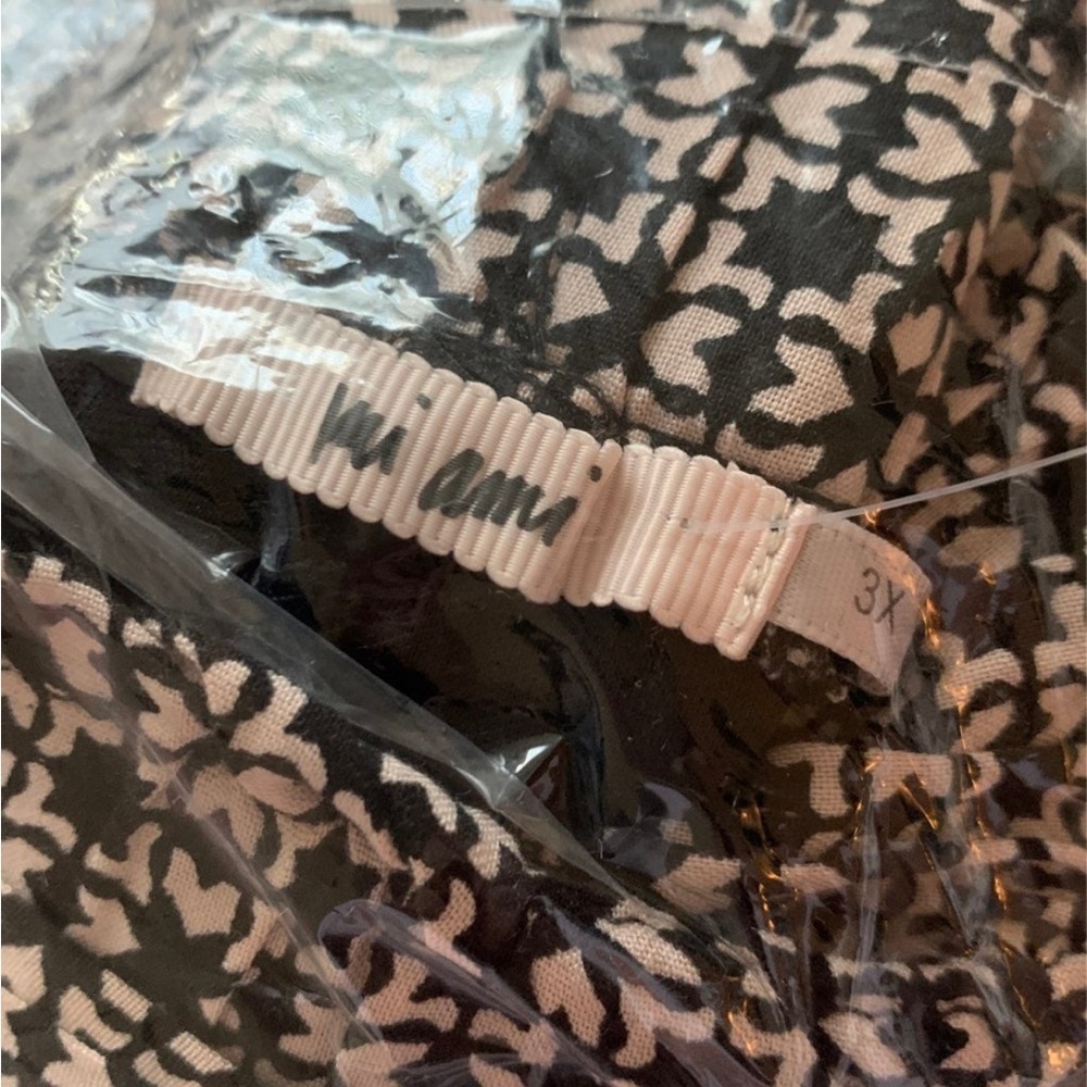 NWT mi ami Tie front boho print shorts 3X - Picture 2 of 5